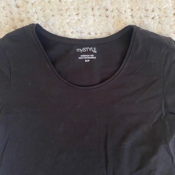 My style black T-shirt - Picture 3 of 3